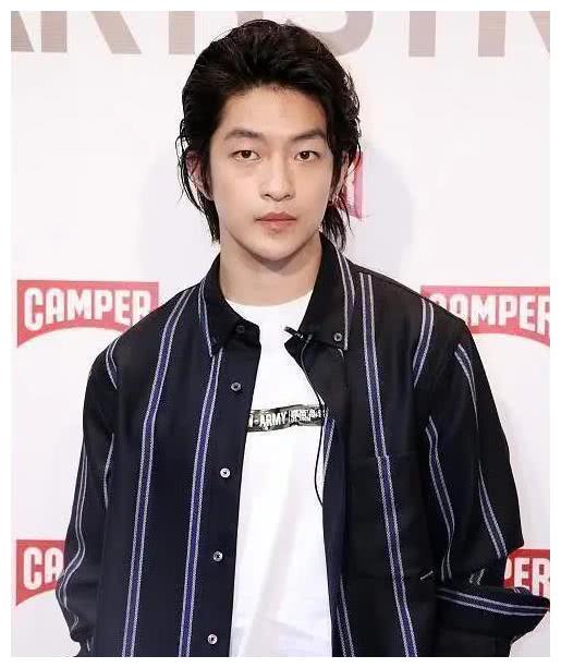 一声不吭(一声不吭造句简单) 一声不吭(一声不吭造句简单)