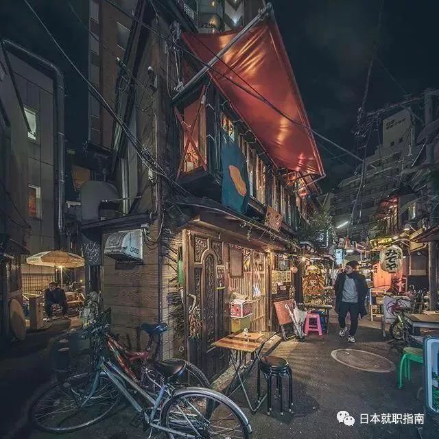 熙熙攘攘的反义词(熙熙攘攘的反义词?)