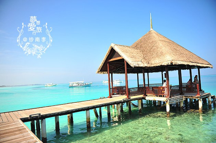 湖吃海喝(湖吃海喝还是胡吃海喝?哪个正确?) 湖吃海喝(湖吃海喝还是胡吃海喝?哪个正确?)