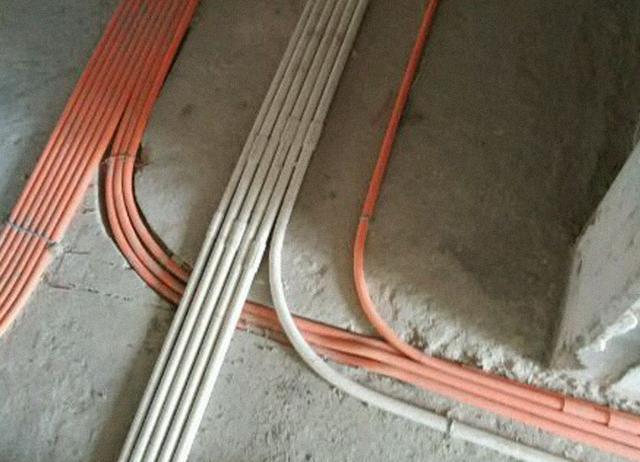 边线是什么意思(行驶中车轮触轧车道边线是什么意思) - 冠木字词网